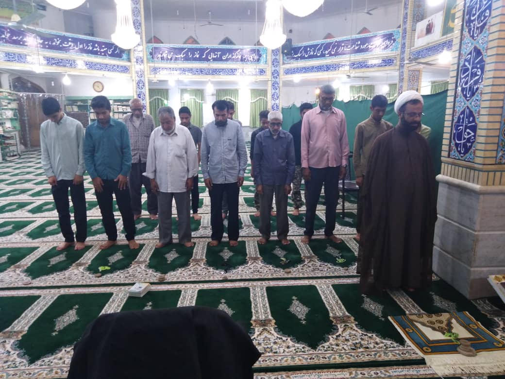برگزاری دائم نماز جماعت صبح در مسجد حضرت ابوالفضل رودان