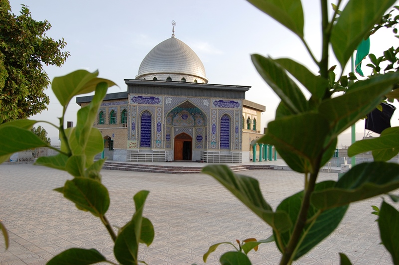 نمای زیبا و معنوی مسجد حضرت ابوالفضل (ع)